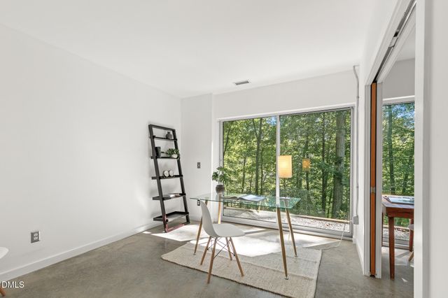 106 Glass House Lane, Carrboro, NC 27510