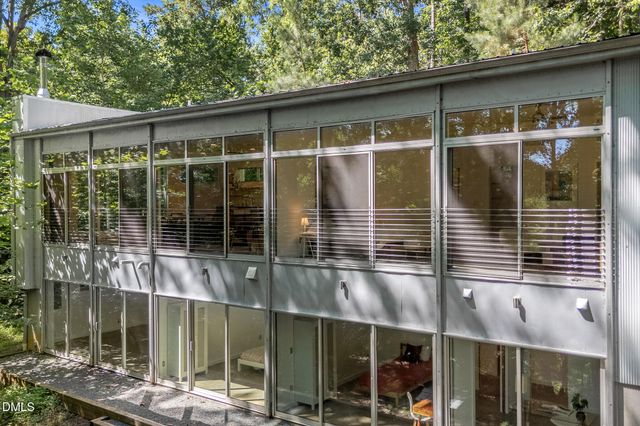 106 Glass House Lane, Carrboro, NC 27510