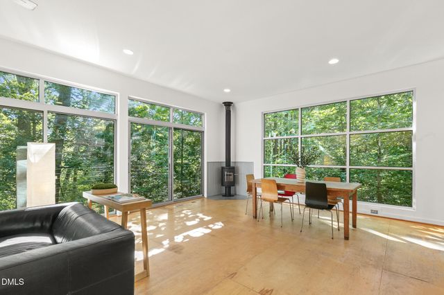 106 Glass House Lane, Carrboro, NC 27510