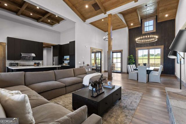 84 Bravo Rivera Way, Ellijay, GA 30536