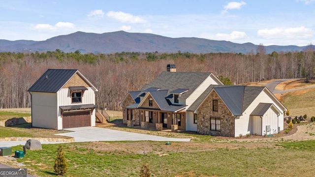 84 Bravo Rivera Way, Ellijay, GA 30536