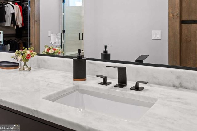 84 Bravo Rivera Way, Ellijay, GA 30536