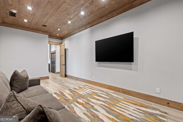 84 Bravo Rivera Way, Ellijay, GA 30536