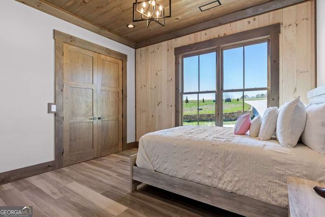 84 Bravo Rivera Way, Ellijay, GA 30536