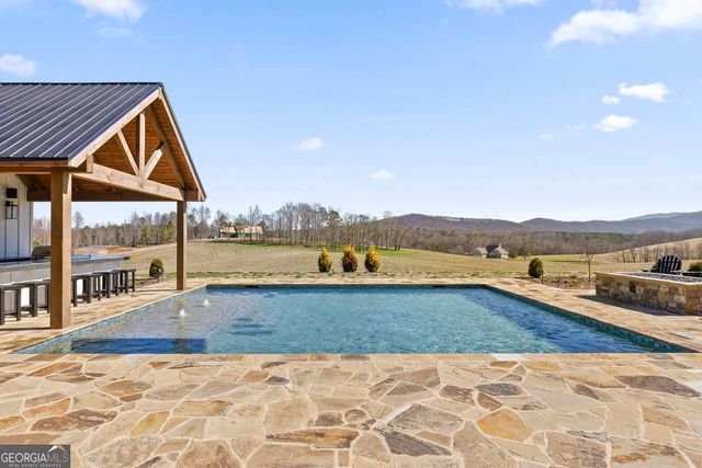 84 Bravo Rivera Way, Ellijay, GA 30536