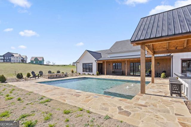 84 Bravo Rivera Way, Ellijay, GA 30536