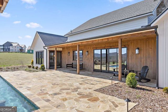 84 Bravo Rivera Way, Ellijay, GA 30536