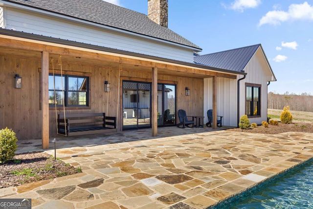 84 Bravo Rivera Way, Ellijay, GA 30536