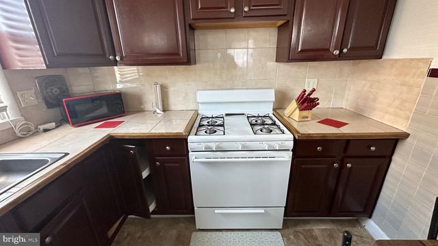 1701 BERGEN ST, Philadelphia, PA 19152