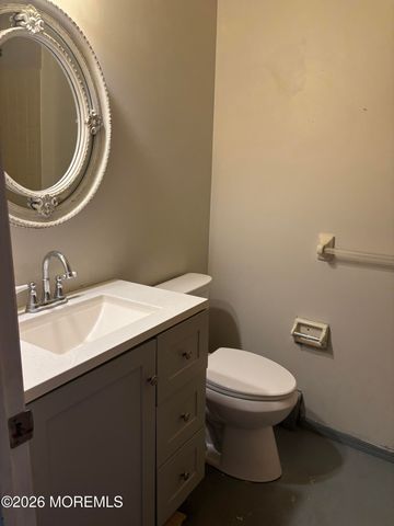2 Tropicana Court, Toms River, NJ 08757