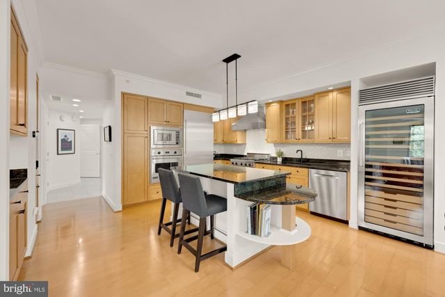 7710 WOODMONT AVE #211, Bethesda, MD 20814