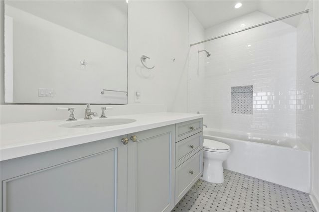 2518 Sutherland ST, Austin, TX 78746