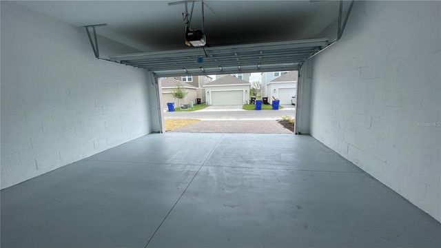 1663 CROSS PRAIRIE PARKWAY, Kissimmee, FL 34744