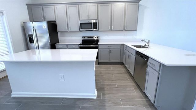 1663 CROSS PRAIRIE PARKWAY, Kissimmee, FL 34744