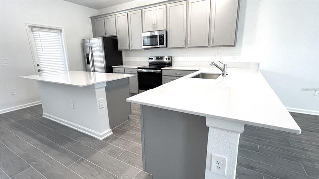 1663 CROSS PRAIRIE PARKWAY, Kissimmee, FL 34744