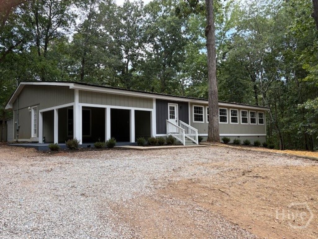 534 Sawdust Road, Hull, GA 30646