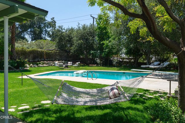 2376 Pickens Canyon Road, La Crescenta, CA 91214