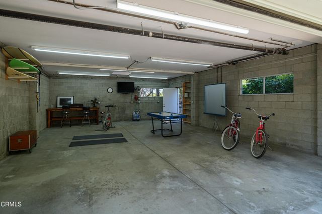 2376 Pickens Canyon Road, La Crescenta, CA 91214