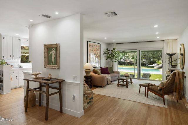 2376 Pickens Canyon Road, La Crescenta, CA 91214
