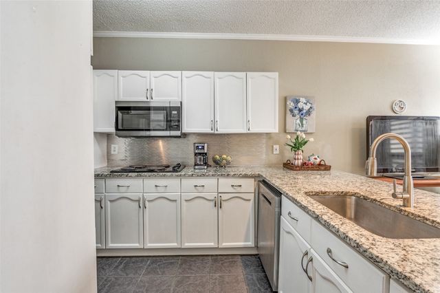 6012 Lloyd Court, Dallas, TX 75252