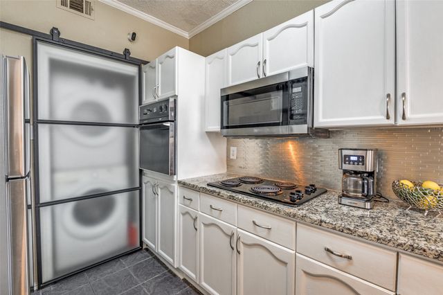 6012 Lloyd Court, Dallas, TX 75252