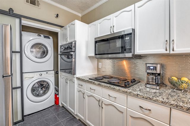 6012 Lloyd Court, Dallas, TX 75252