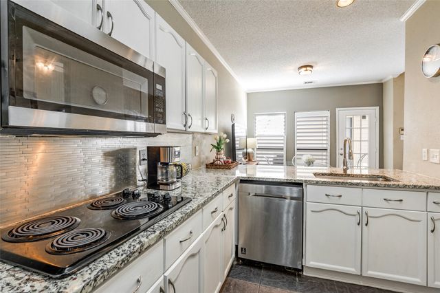 6012 Lloyd Court, Dallas, TX 75252