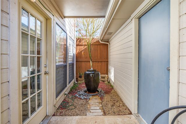 6012 Lloyd Court, Dallas, TX 75252