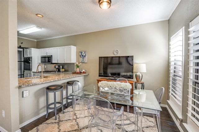 6012 Lloyd Court, Dallas, TX 75252