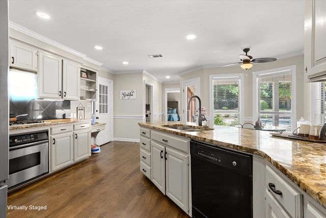 14 Summer Place Cir., Hattiesburg, MS 39402