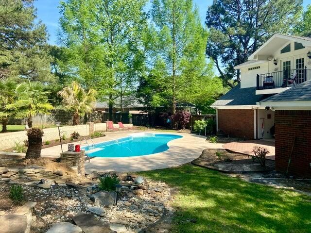 14 Summer Place Cir., Hattiesburg, MS 39402