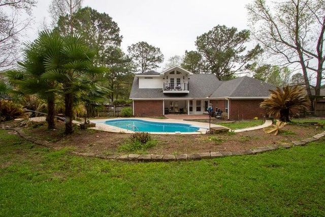 14 Summer Place Cir., Hattiesburg, MS 39402