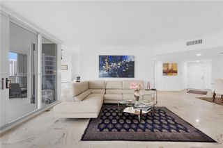 21055 Yacht Club Dr 902, Aventura, FL 33180