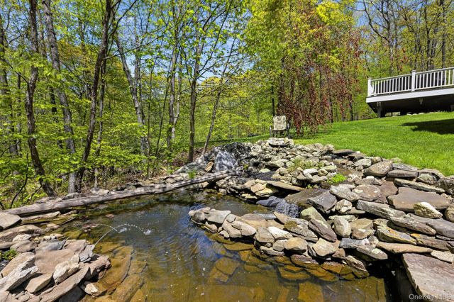 35 Crest Road, Cold Spring, NY 10516
