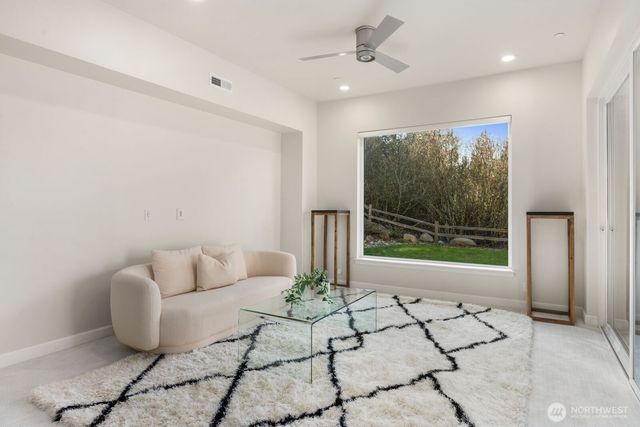 9504 179th Avenue Pl E, Bonney Lake, WA 98391