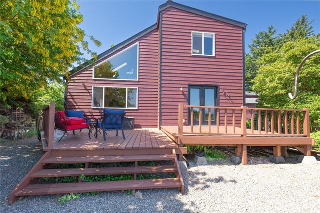 3718 Sequim Dungeness Way, Sequim, WA 98362