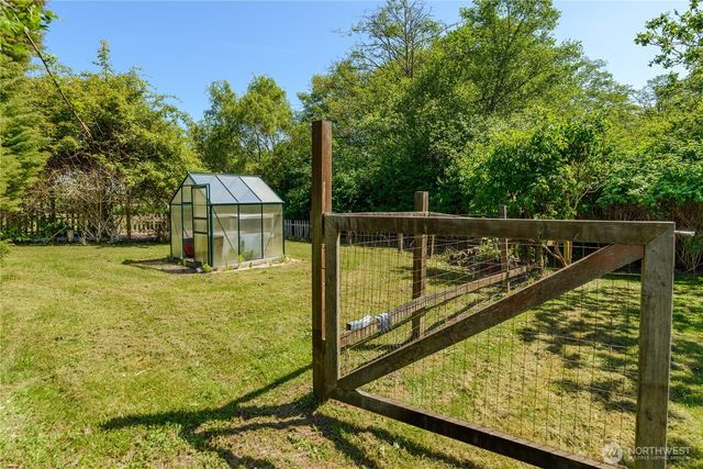 3718 Sequim Dungeness Way, Sequim, WA 98362