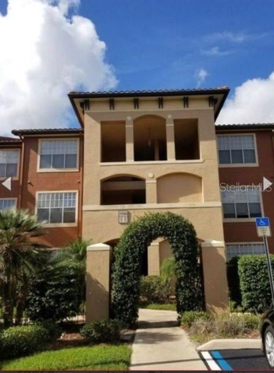 5554 METROWEST BOULEVARD 103, Orlando, FL 32811