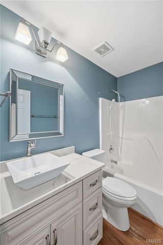3808 Pine Forest Lane, St Charles, MO 63304