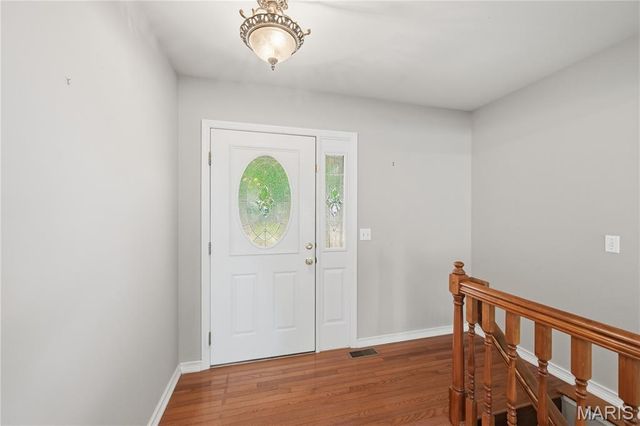 3808 Pine Forest Lane, St Charles, MO 63304