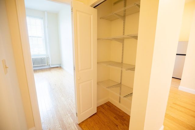 16 Balmoral Street 417, Andover, MA 01810