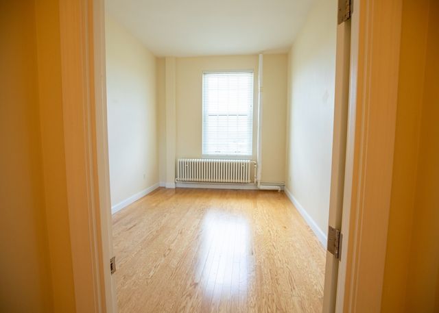 16 Balmoral Street 417, Andover, MA 01810
