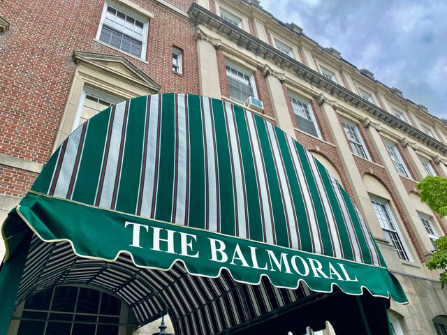 16 Balmoral Street 417, Andover, MA 01810