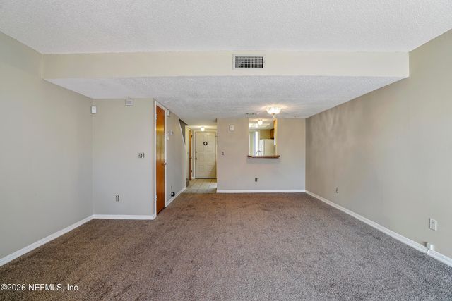 3517 PEELER Road 23, Jacksonville, FL 32277