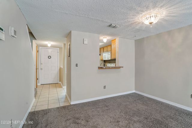 3517 PEELER Road 23, Jacksonville, FL 32277