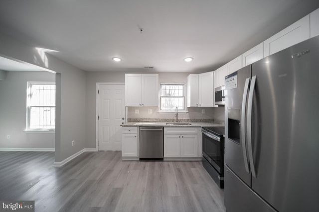 1061 48TH PL NE, Washington, DC 20019