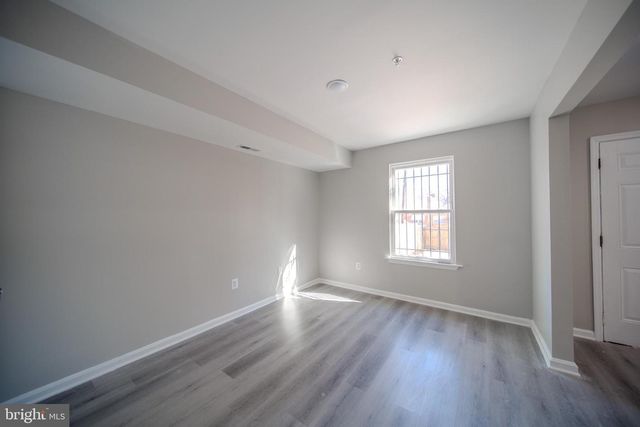 1061 48TH PL NE, Washington, DC 20019