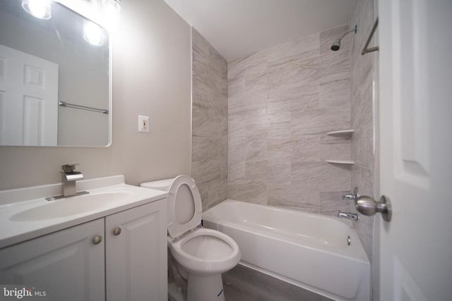 1061 48TH PL NE, Washington, DC 20019