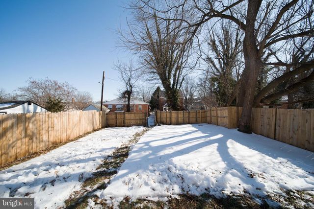 1061 48TH PL NE, Washington, DC 20019