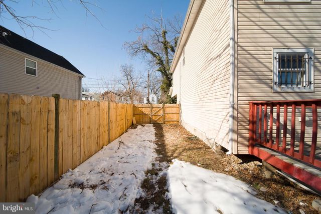 1061 48TH PL NE, Washington, DC 20019